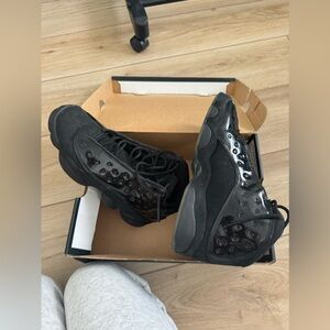 Nike air Jordan 13 retro cap n gown